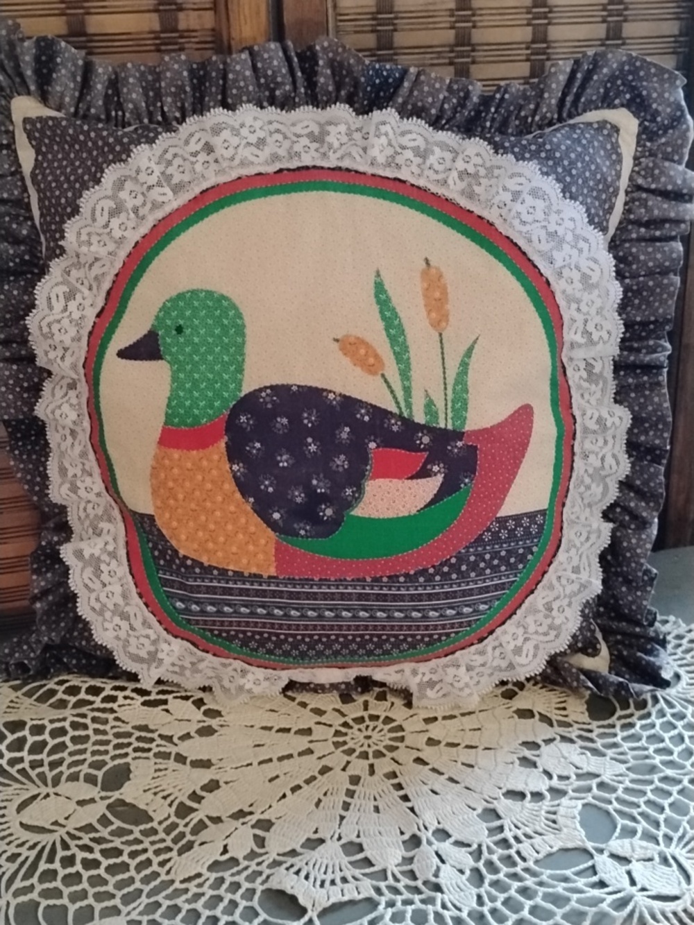 Vintage Decorative Duck Appliqué Throw Pillow in Green, Red & Cream Grandmacore
